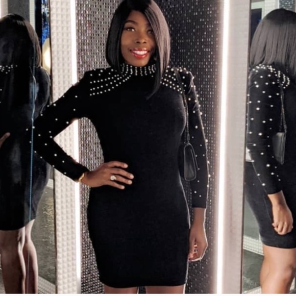 Pearl Embellished Black Velvet Dress - Picture 2 of 5